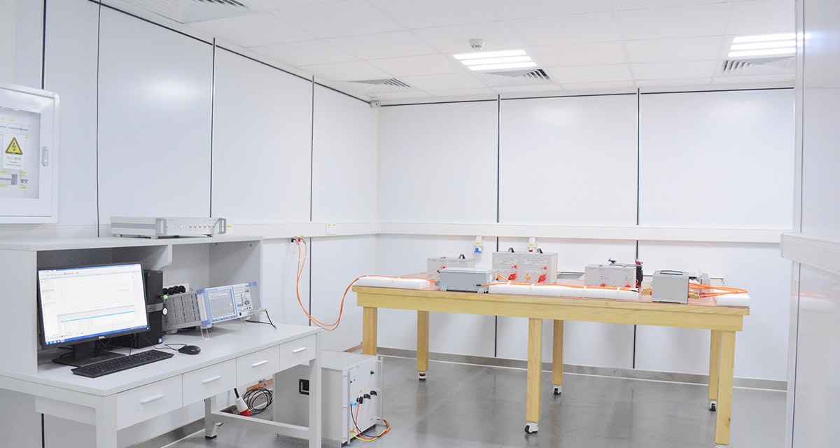 J9����-����վ����