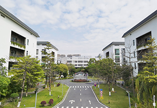 J9����-����վ����