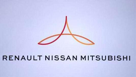 J9����-����վ����