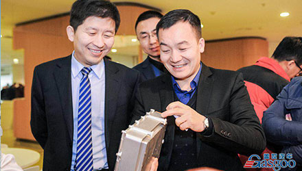 J9����-����վ����