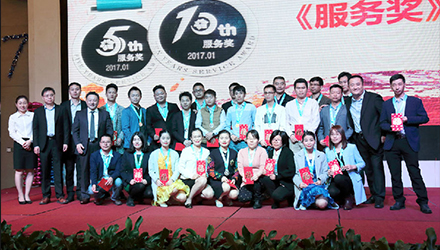 J9����-����վ����