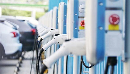 J9����-����վ����