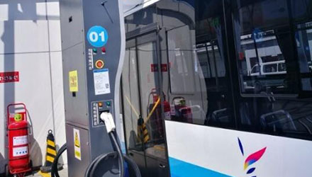 J9����-����վ����