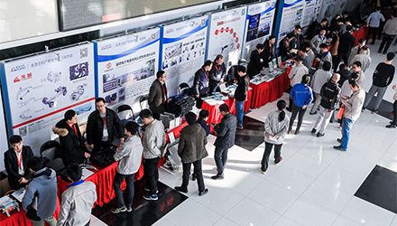 J9����-����վ����