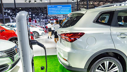 J9����-����վ����