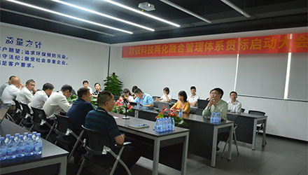 J9����-����վ����