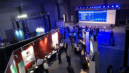 J9����-����վ����