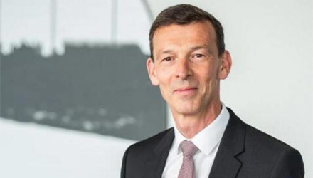 J9����-����վ����