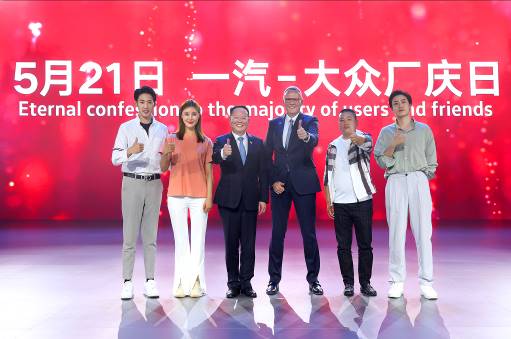 J9����-����վ����