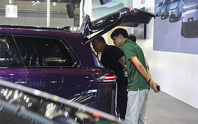 J9����-����վ����