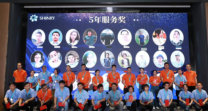 J9����-����վ����