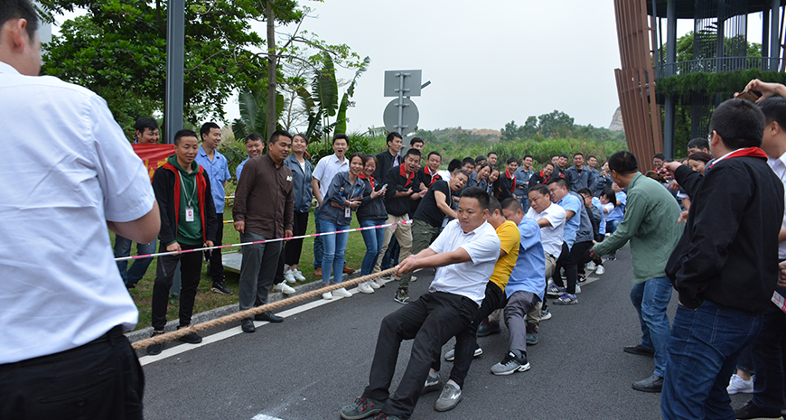 J9����-����վ����