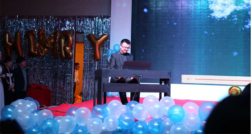 J9����-����վ����