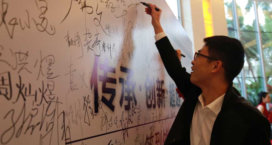 J9����-����վ����