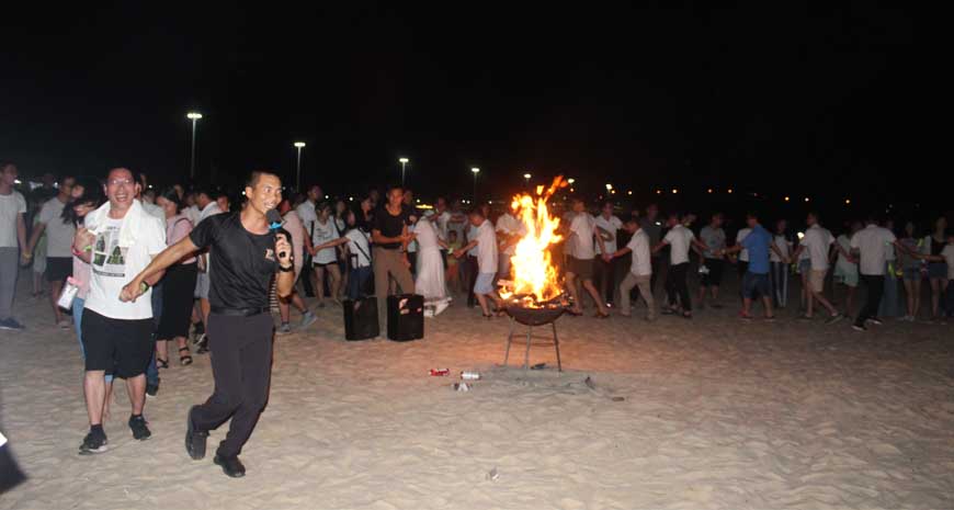 J9����-����վ����