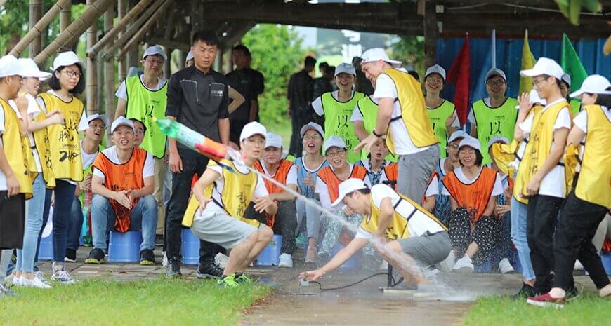 J9����-����վ����