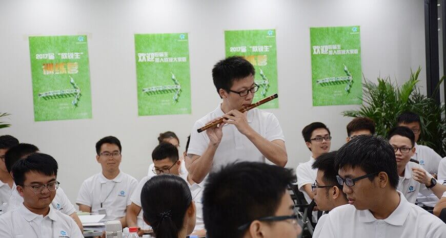 J9����-����վ����