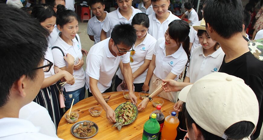 J9����-����վ����